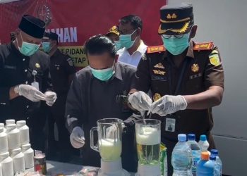 Kejari Demak Musnahkan Barang Bukti Tindak Kejahatan             