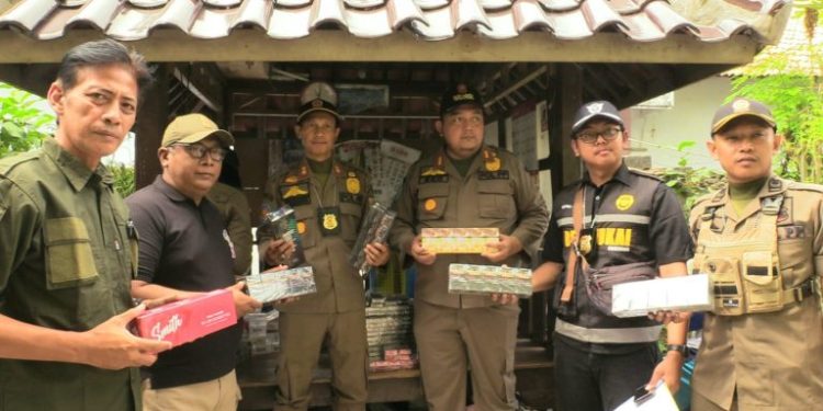 Gelar Operasi Gabungan,Petugas Sita 10.820 Batang Rokok Ilegal