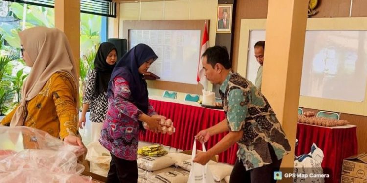 1.100 Rumah Tangga Miskin Terima Bantuan Dishanpan, Cegah Potensi Kerawanan Pangan