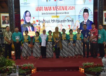 Peringati Hari Anak Nasional ke-40,Bupati Tekankan Anak Bijak Gunakan Gadget dan Internet
