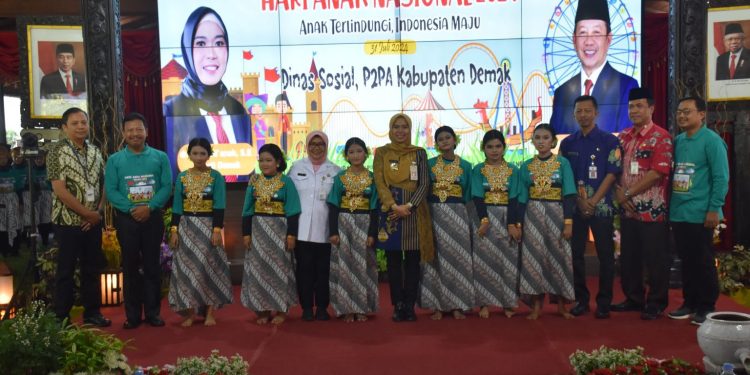 Peringati Hari Anak Nasional ke-40,Bupati Tekankan Anak Bijak Gunakan Gadget dan Internet