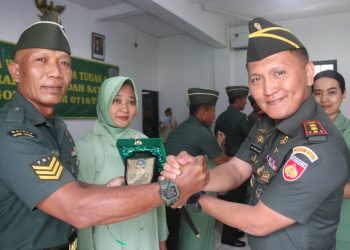 Dandim 0718/Pati Melepas Prajurit Serta PNS Yang Telah Purna Tugas Dan Pindah Satuan