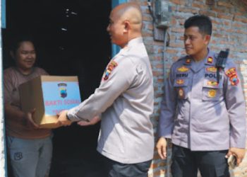 Commander Wish Kapolda Jateng, Polresta Pati Gelar Bakti Sosial Ke Warga Kurang Mampu