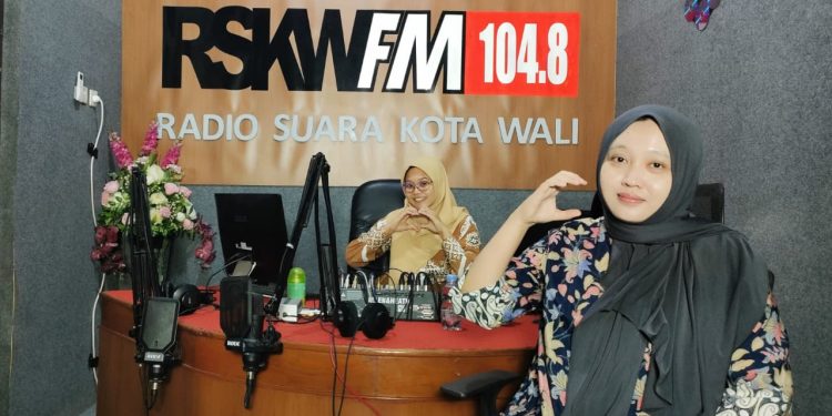 dr. Mia Fatmawati, SP.A : ASI Sehat Untuk Menyusui Bayi