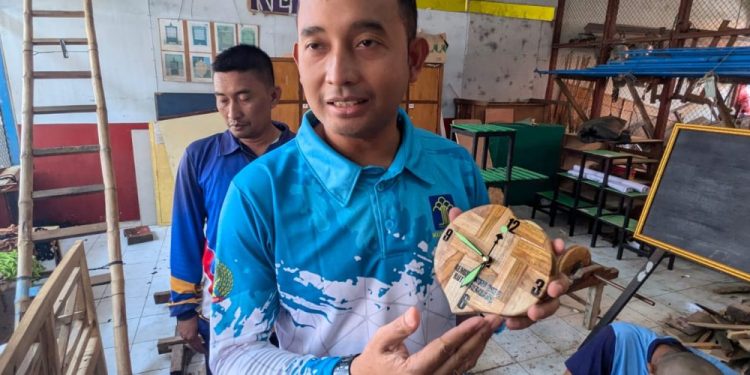 Sovenir Istimewa Karya Warga Lapas II B Rembang Unik Berupa Kerajinan Tangan