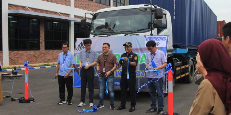 50 Ribu NPR Sepatu Merk Adidas Diproduksi HWI Kec Batangan Diekspor Ke Amerika Serikat