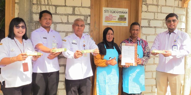 Penggunaan Pewarna Tekstil di Produksi Terasi  Turun Drastis