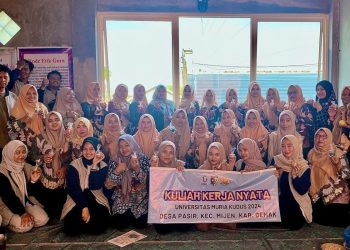 Mahasiswa KKN UMK Sulap Limbah Minyak Goreng Jadi Lilin Aromaterapi