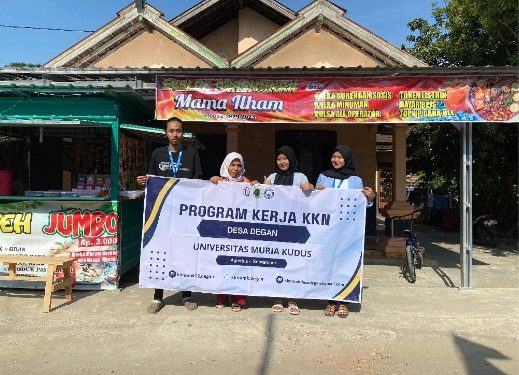 Sosialisasi dan Praktek Digitalisasi UMKM Kepada Masyarakat Desa Degan