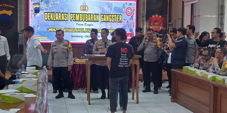 Polisi Fasilitasi Deklarasi Pembubaran Kelompok Ganster yang Kerap Tawuran